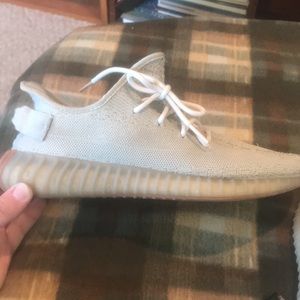 Adidas Sesame Yeezy 350 Boost v2 Men’s Size 11
